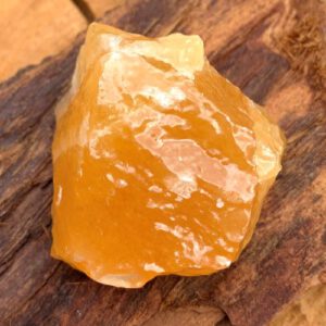 Oranje Calciet 64 gram ruw